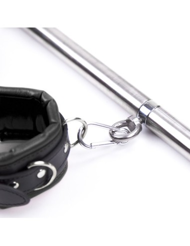 Kit Barre de maintien Collier et Menottes Simply Dom Noir