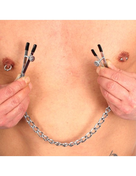 Pinces a seins métallique avec chaine Pinces a seins métallique avec chaine