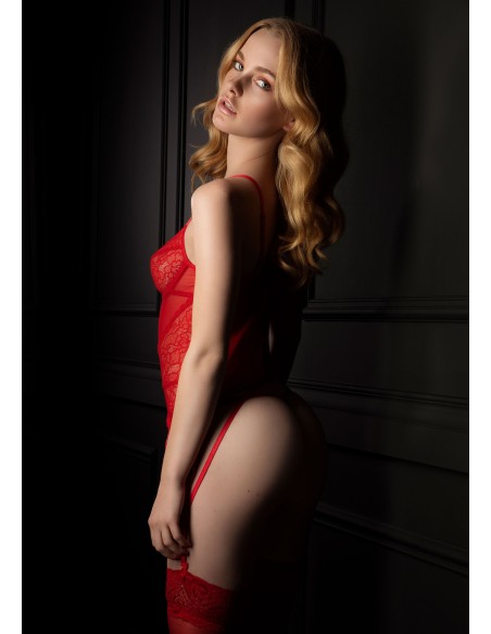 Ensemble avec porte-jarretelles Lace and Mesh Rouge Ensemble avec porte-jarretelles Lace and Mesh Rouge