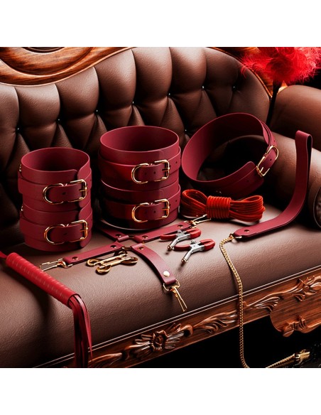 Kit BDSM 11 Pièces Clarissa Rouge Kit BDSM 11 Pièces Clarissa Rouge