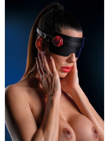Masque Wild Roses