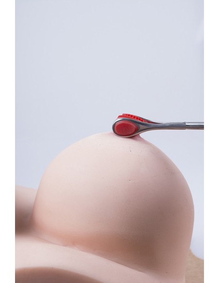 Pince-Ciseau pour les tétons